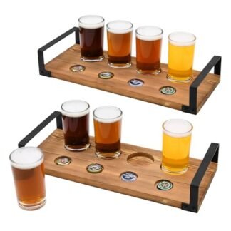 OwlGift Wood Craft Beer Flight com tampa de garrafa de armazenamento conjunto de bandeja de amostra com 4 copos e alças de metal preto – marrom escuro, conjunto de 2 (Cervejas)