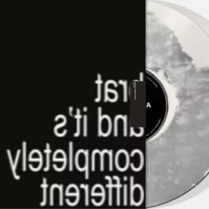 Charli XCX – Brat And It’s Completely Different Powder Filled Vinyl - Charli XCX (Discos de Vinil)