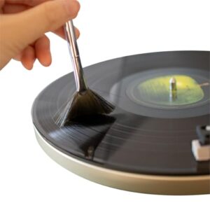 Escova de limpeza de dupla ação geral antiestática Matrix - Escova de limpeza de discos de vinil de cabelo condutora para áudio, toca-discos, LP, CD e agulha Stylus (Equipamentos)