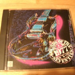 Sounds of the Seventies - 1977 [Audio CD] Linda Ronstadt; Abba; Manfred Mann's Earth Band; Peter Frampton; Foreigner; Fleetwood Mac; Daryl Hall and John Oates; The Bee Gees; James Taylor and Paul Simon (CDs)