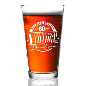 Copo de cerveja de aniversário de 60 anos edição vintage de 1962 para homens e mulheres (60º aniversário) 473 ml - Copos de cerveja Happy Birthday para 60 anos | Presente de aniversário clássico, presente de reunião para pai, ele ou ela (Cervejas)