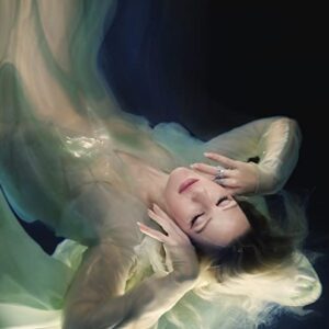 Higher Than Heaven [Deluxe CD] - Ellie Goulding (CDs)