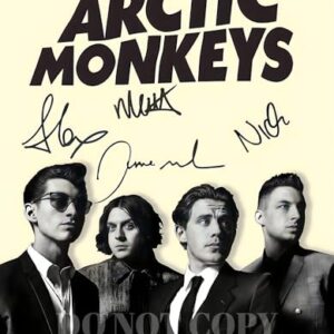 Pôster Arctic Monkeys 20 x 10 - Retrato de banda magnífico - Fotografia - Rock and Roll - Os anos 2010 - AM - Música britânica lendária - Sheffield, Inglaterra - Alex Turner - Foto de grupo - (CDs)