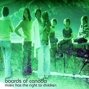 Music Has the Right to.. by Boards of Canada (1998-09-22) (CDs)