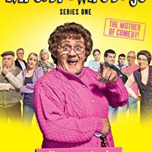Mrs. Brown's Boys (Series 1) Region 2 [DVD] - Brendan O'Carroll (CDs)