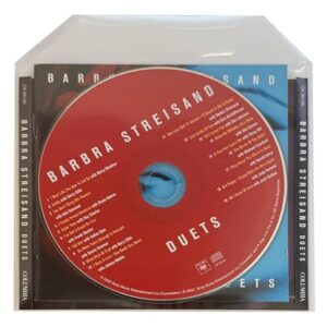 Capa de plástico transparente CPP com aba 13 x 12 cm, serve para inserção de CD, livreto e disco (pacote com 50) (CDs)