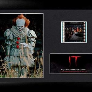 Stephen King IT – Pennywise e The Losers Club – Apresentação para desktop de células de filme – com clipe de filme de 35 mm – perfeito para fãs de filmes de terror (CDs)