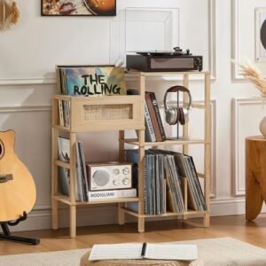 LELELINKY Suporte para toca-discos, suporte de madeira de carvalho natural com armazenamento de vinil, comporta até mais de 300 álbuns, mesa de mídia de vime de 3 camadas com prateleira de exibição de (Equipamentos)