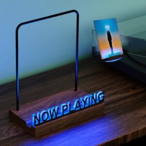 KORRTFID Suporte Para Discos De Vinil "Tocando Agora", Suporte Iluminado Para Discos De Vinil Com 7 Cores De Luz, Luzes Multicoloridas E Letras Em Acrílico À Prova De Impressões Digitais (Equipamentos)