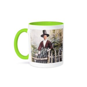 3dRose Welsh Woman in Traditional Dress Circa 1890s Wales 325 ml Caneca verde em dois tons (Cervejas)