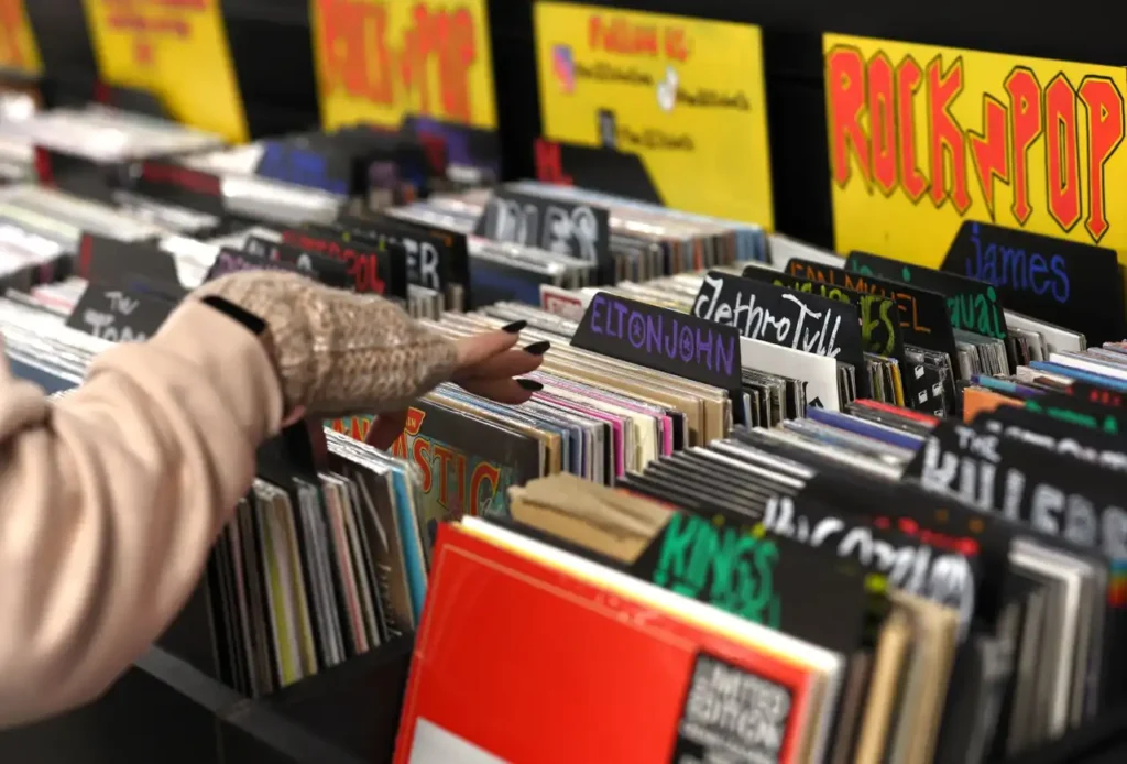 Como começar uma coleção de disco de vinil. Crédito: Peter Nicholls/Getty Images.