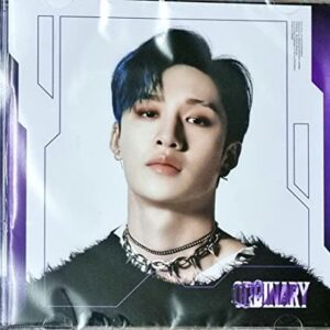 Stray Kids - Oddinary, Jewel Case (BANG CHAN Cover incl. CD, PhotoBook, Photocard, Photo Badges, Sticker, PreOrder Benefit, Extra Photocards) (CDs)