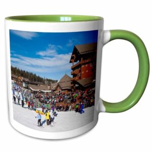 3dRose EUA, Colorado, Breckenridge, ski lodge, Peak 8 - US06 WBI0086 - Walter Bibikow Caneca verde de dois tons de 325 ml (Cervejas)