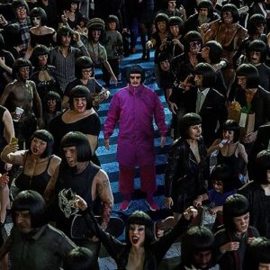 ALONE IN A CROWD (X) - Oliver Tree (CDs)