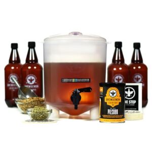BrewDemon Kit de fabricação de cerveja artesanal mais garrafas - Nosso fermentador cônico elimina sedimentos e facilita o engarrafamento - 1 galão. Receita incluída (Cervejas)