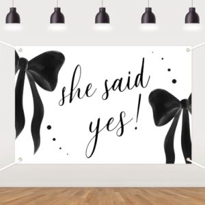 Faixa de fundo de noivado She Said Yes, decorações de festa de noivado com laço preto, fundo de proposta de casamento de vinil para chá de panela, decoração de cabine de fotos com tema de arco (Discos de Vinil)