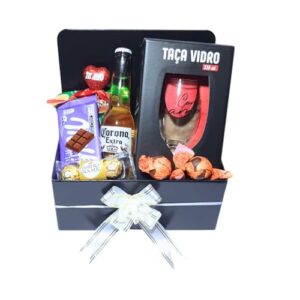 Cesta Romântica Black Premium Corona, Chocolates, Ferrero e Taça (Cervejas)