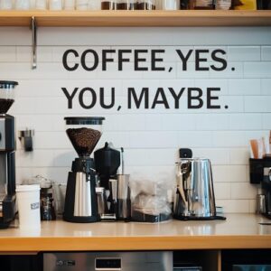 BooDecal Adesivo de parede de vinil com citação de vinil Coffe Yes You Maybe Coffee Bar Cute Girl Smile Wall Art Decor Letras inspiradoras motivacionais 60 x 19,8 cm (Discos de Vinil)