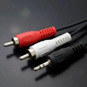 Cabo de Áudio P2 3,5mm para 2 RCA Macho Estéreo Auxiliar 1,5 Metros Preto (Equipamentos)